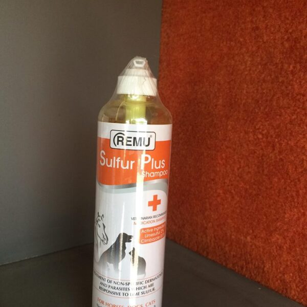 Remu Sulfur Plus Medicated Shampoo