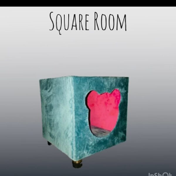 SQUARE ROOM CAT HOUSE