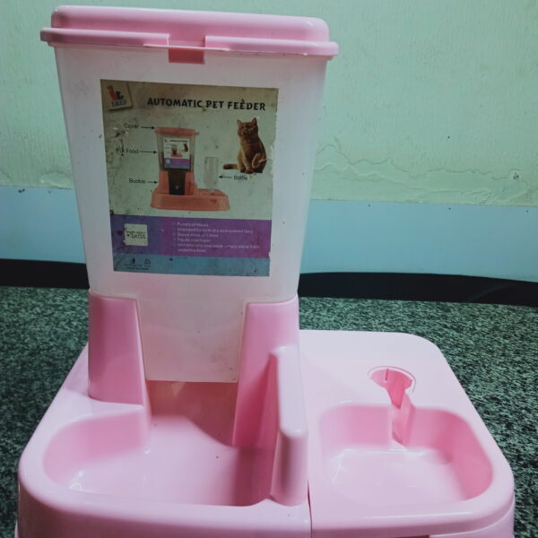 AUTOMATIC PET FEEDER 1.5 KG CAPACITY